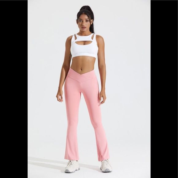 Flare Crossover Legging - Picture 2 of 8